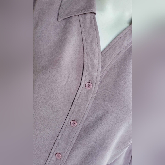 Sonoma Faux Suede ¾ Sleeves Button Cuffs V-neck Button Down Top Shirt Small - Picture 3 of 8